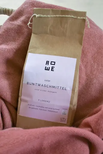 [F00-00076_BTL1] ROWE color Buntwaschmittel FLORENZ  1 kg Beutel